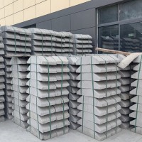 厂家生产、批发各种规格型号水泥电杆、底盘、拉盘、卡盘等水泥制品，量多从优，价格面（电）议